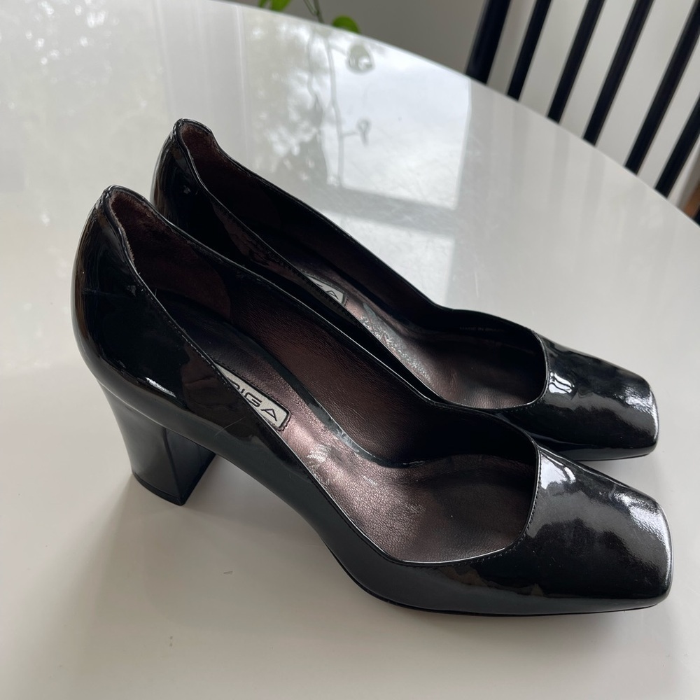 Vintage Via Spiga Shiny Black Square Toe Heels - 7.5